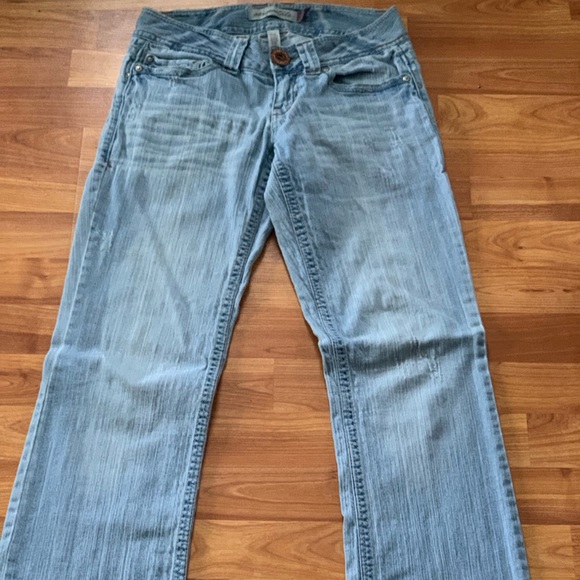 Jeans - Picture 1 of 4